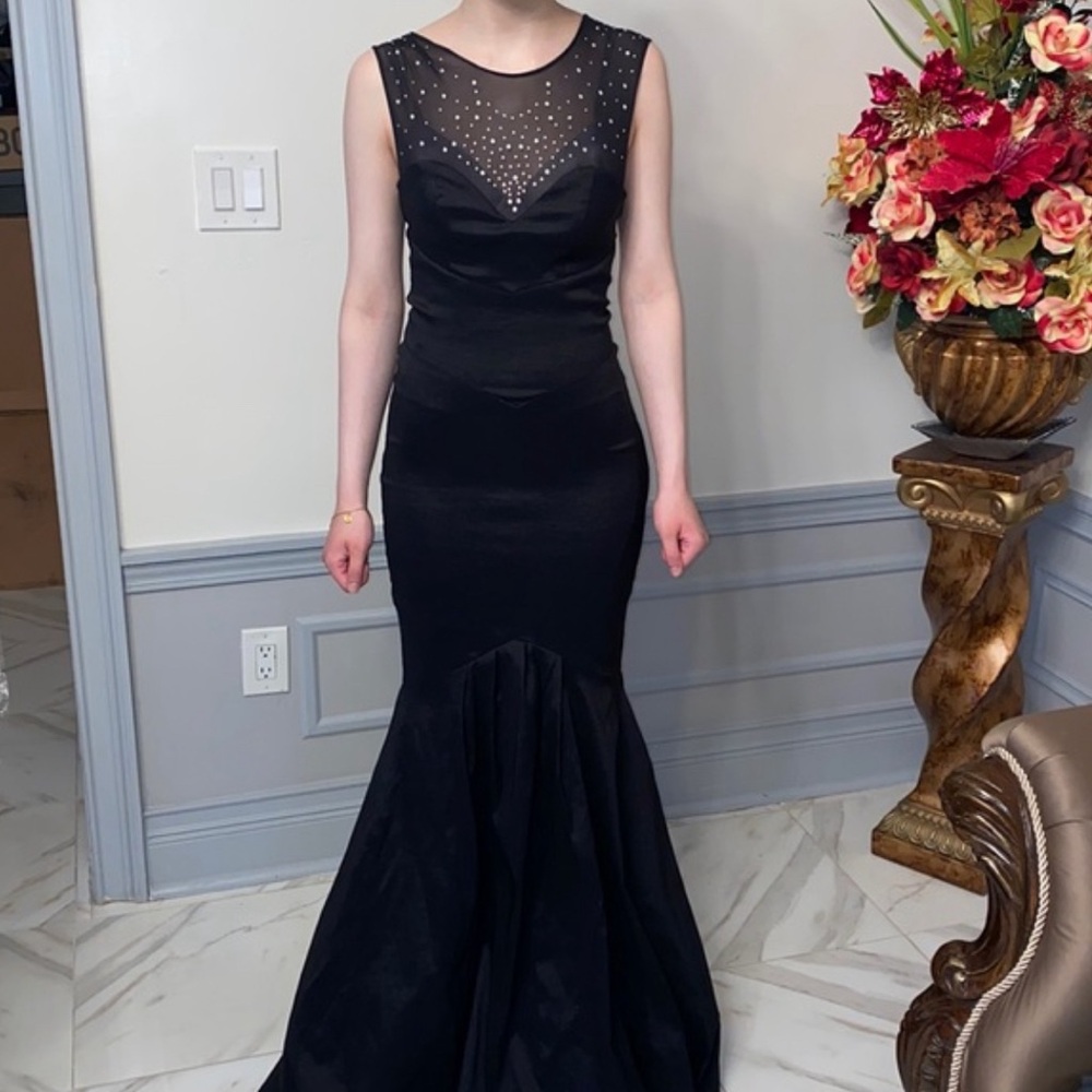 Windsor black mermaid gown dress size 7 medium